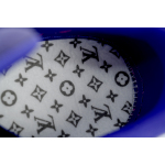 EM Sneakers Louis Vuitton Trainer Sneaker Purple Rivet