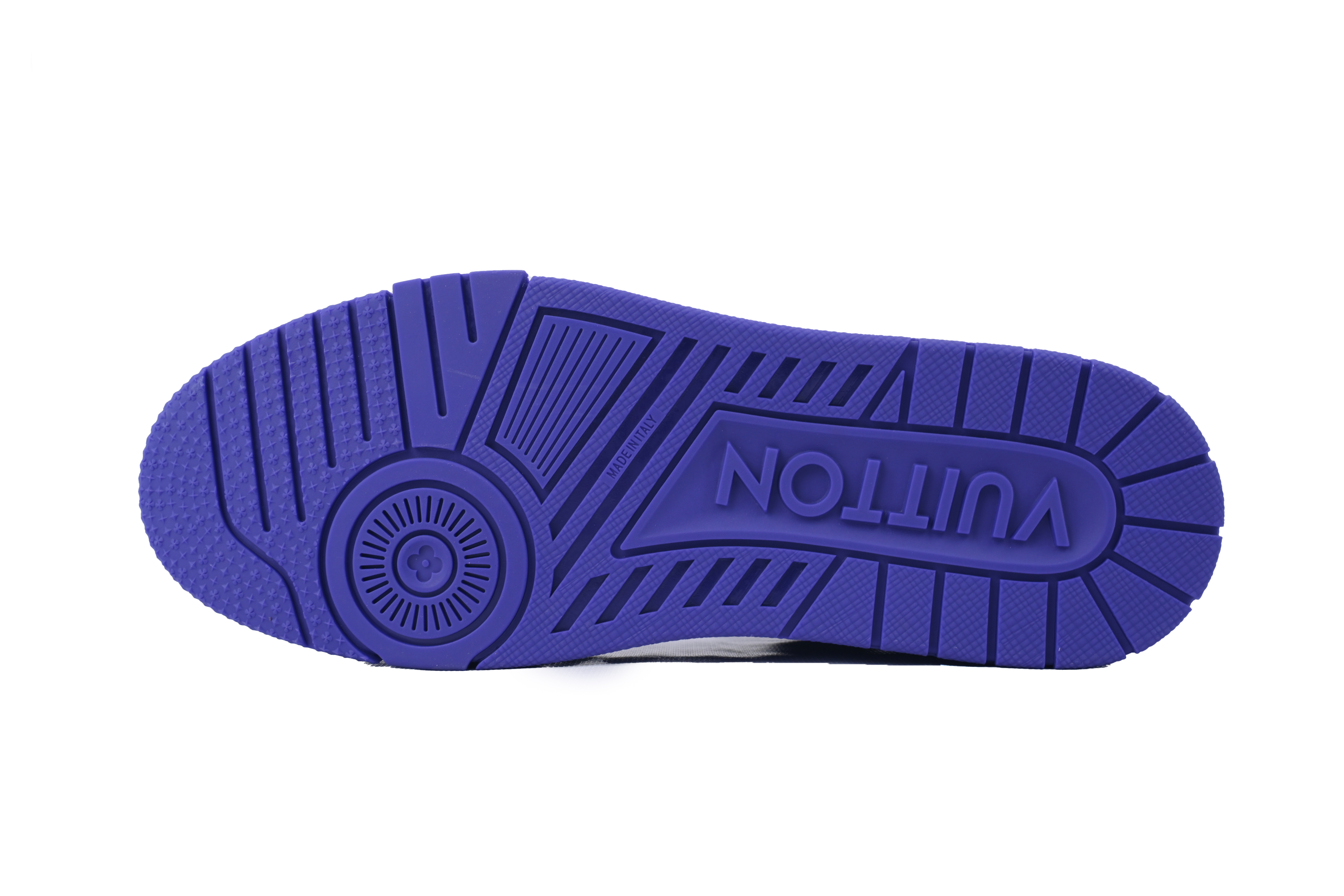 EM Sneakers Louis Vuitton Trainer Sneaker Purple Rivet