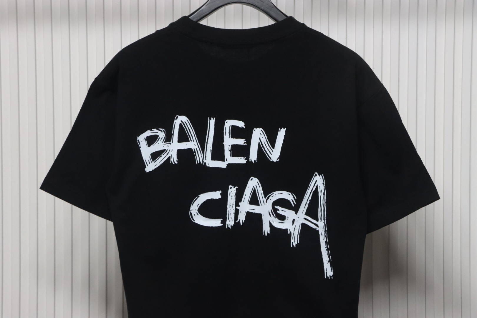 EM Sneakers Balenciaga BLCG Misplaced Letter Print T-shirt