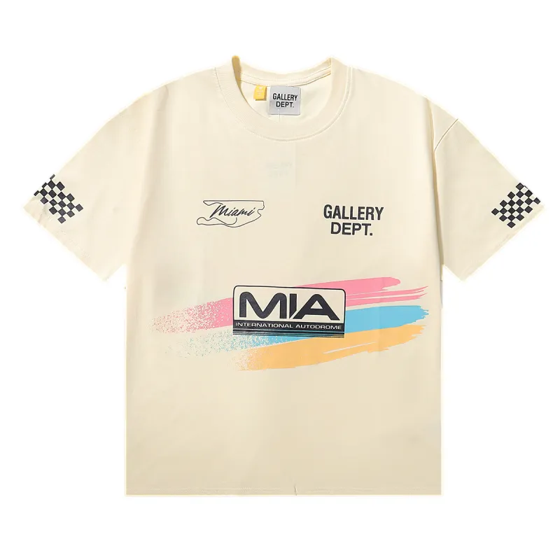 EM Sneakers Gallery Dept T-Shirt 6059 Black/Apricot