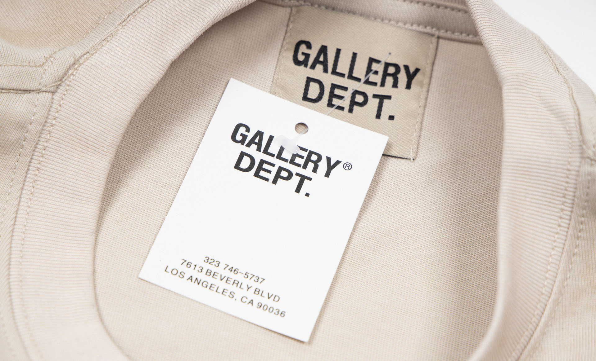 EM Sneakers Gallery Dept T-Shirt GDT007