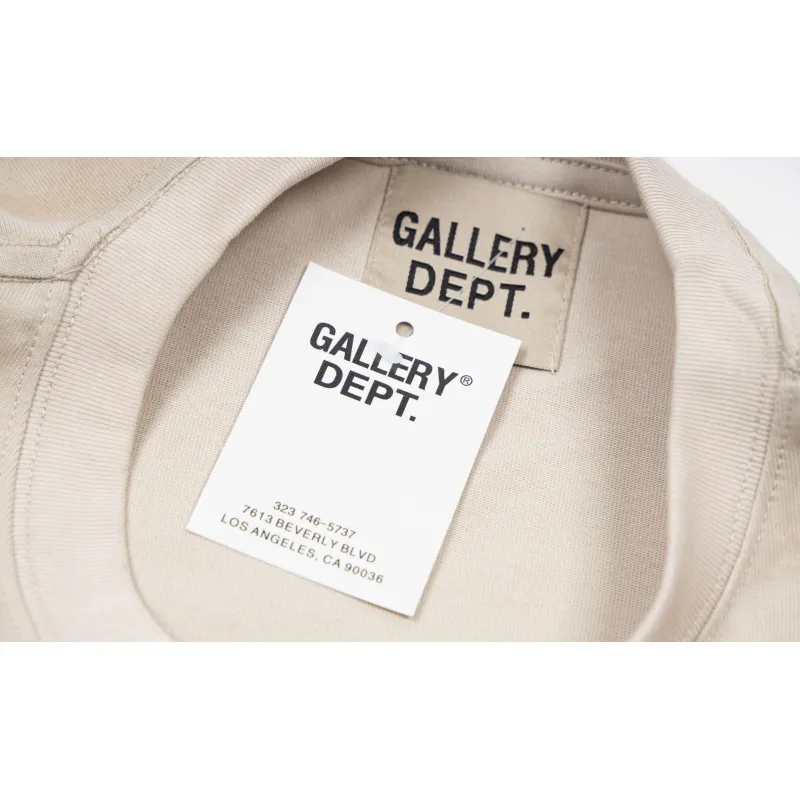 EM Sneakers Gallery Dept T-Shirt GDT007