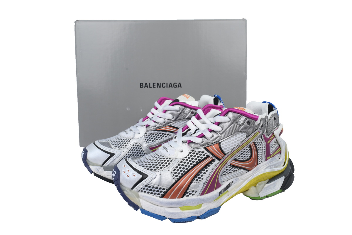 EM Sneakers Balenciaga Runner Sneaker Color Orange Powder