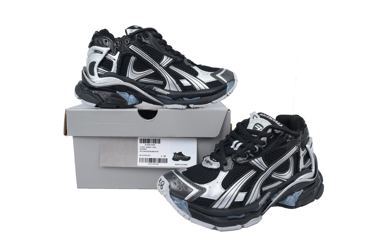 EM Sneakers Balenciaga Runner Sneaker Dark Gray