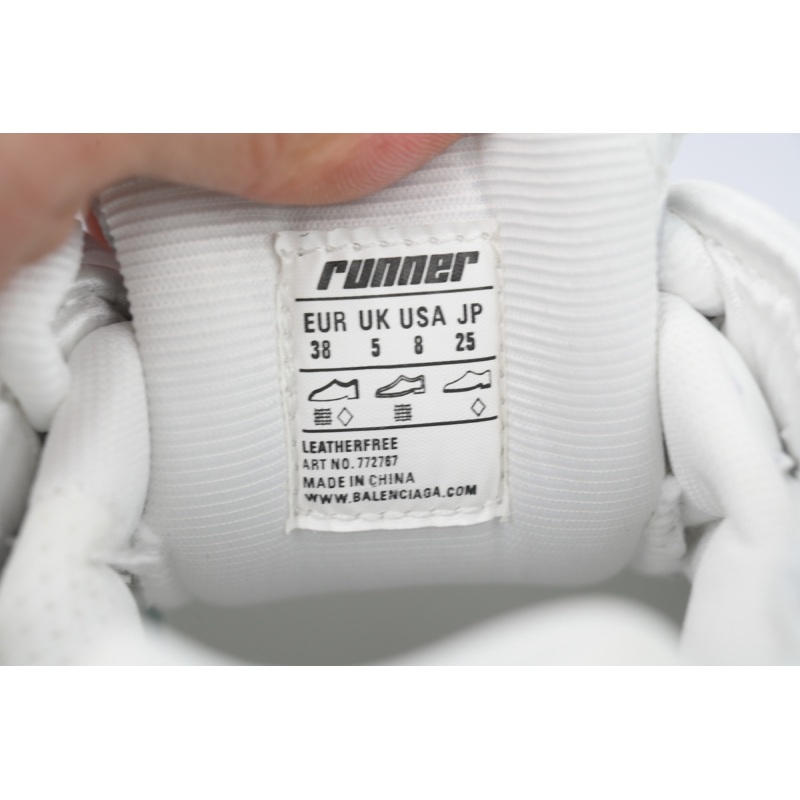 EM Sneakers Balenciaga Runner Sneaker White Graffiti