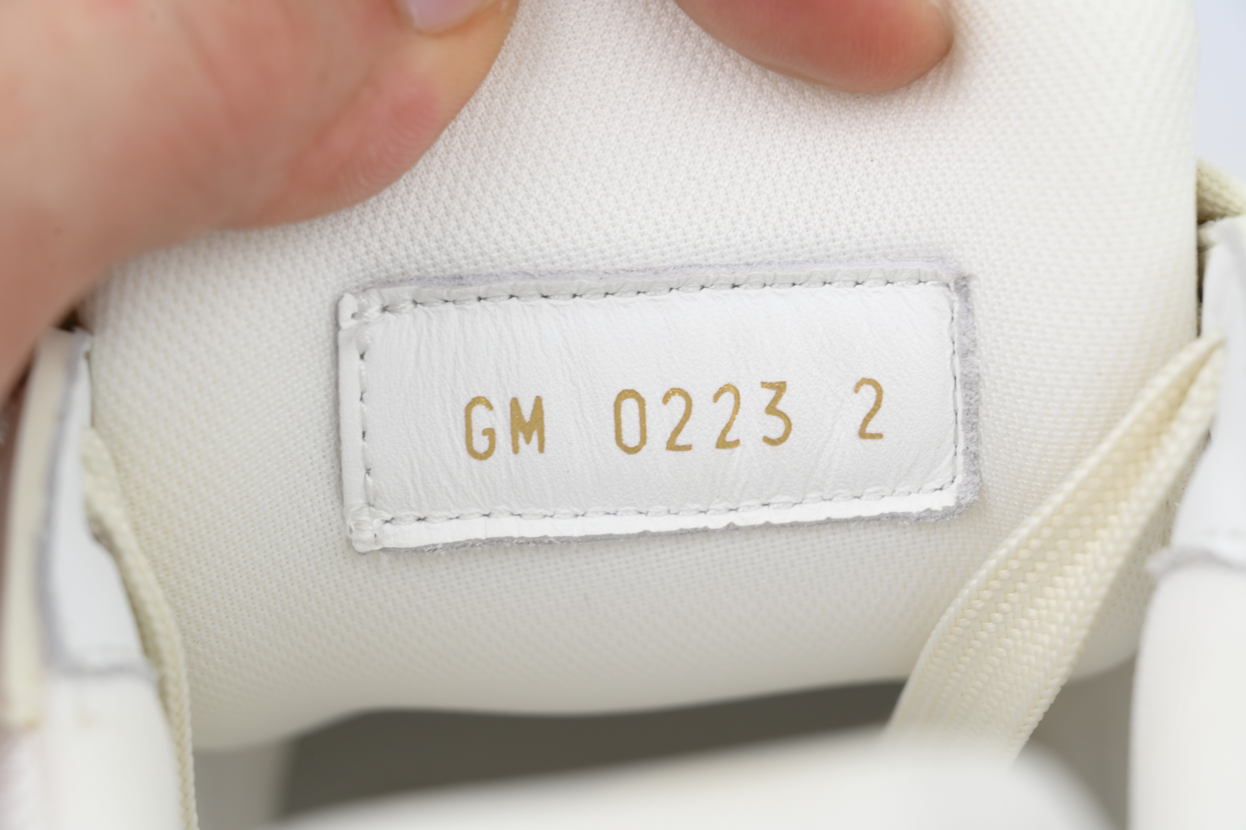 EM Sneakers Louis Vuitton Trainer Grey White Grid