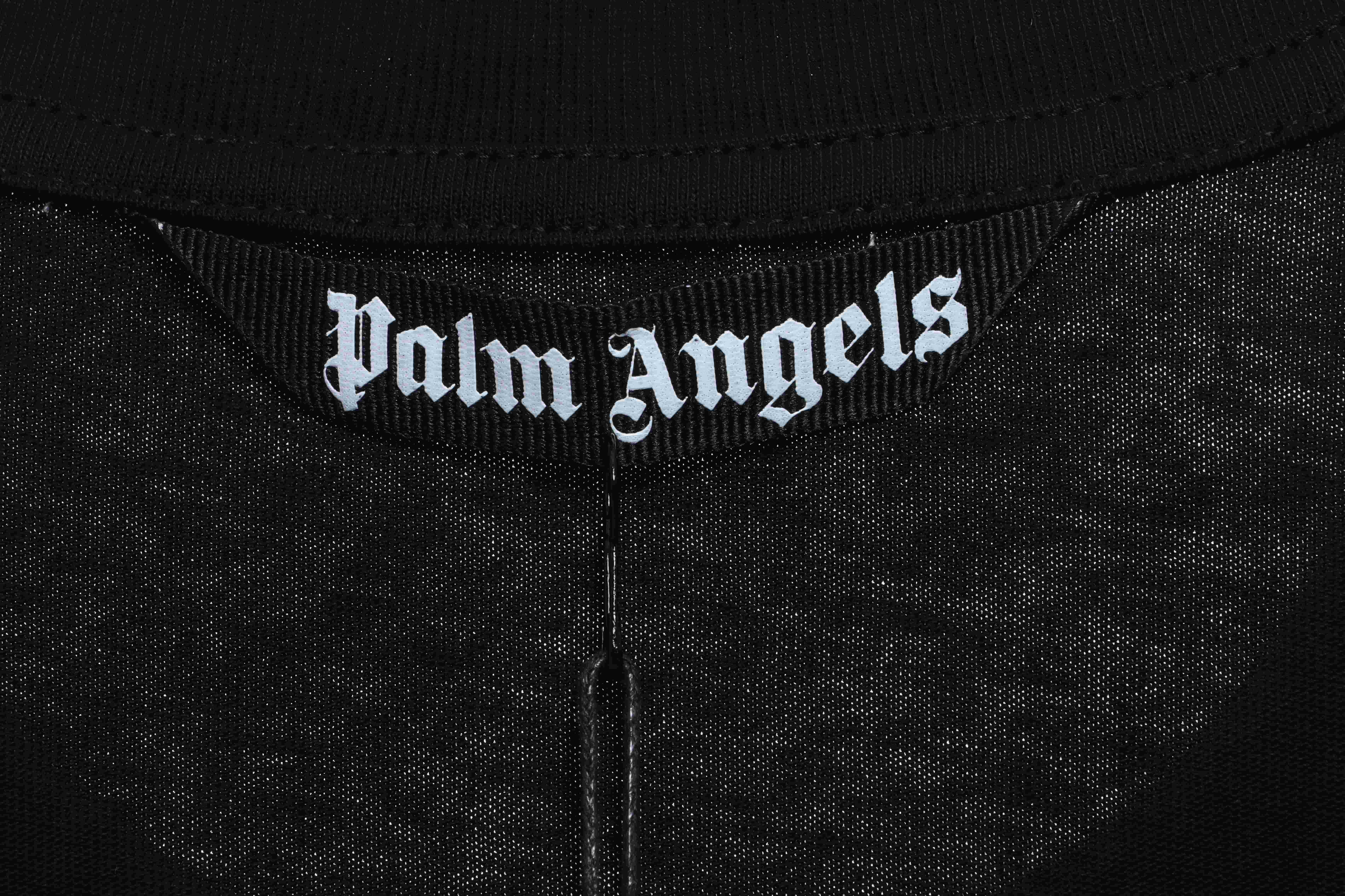 EM Sneakers Palm Angels T-shirt Broken Tail Shark Print Black