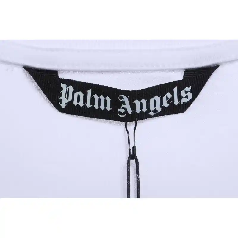 EM Sneakers Palm Angels T-shirt Pink Heart Spray Paint Print White