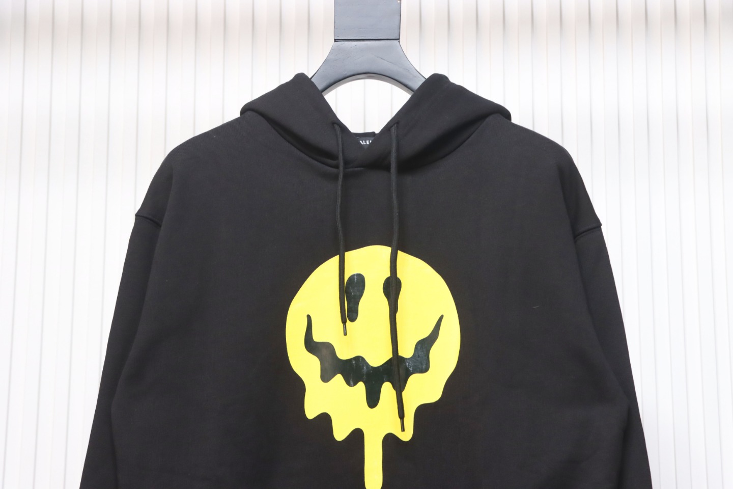 EM Sneakers Balenciaga Melting Smiley Face Hoodie Black