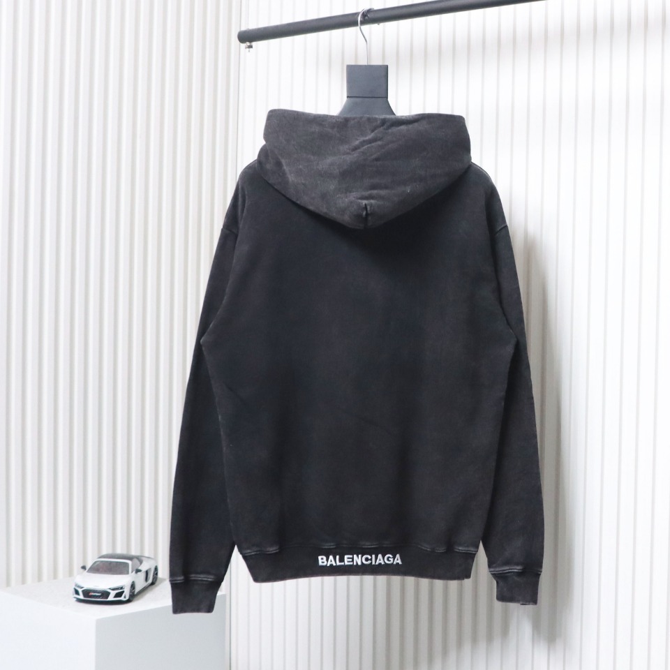 EM Sneakers Balenciaga Valentine's Day Heart Hoodie Black