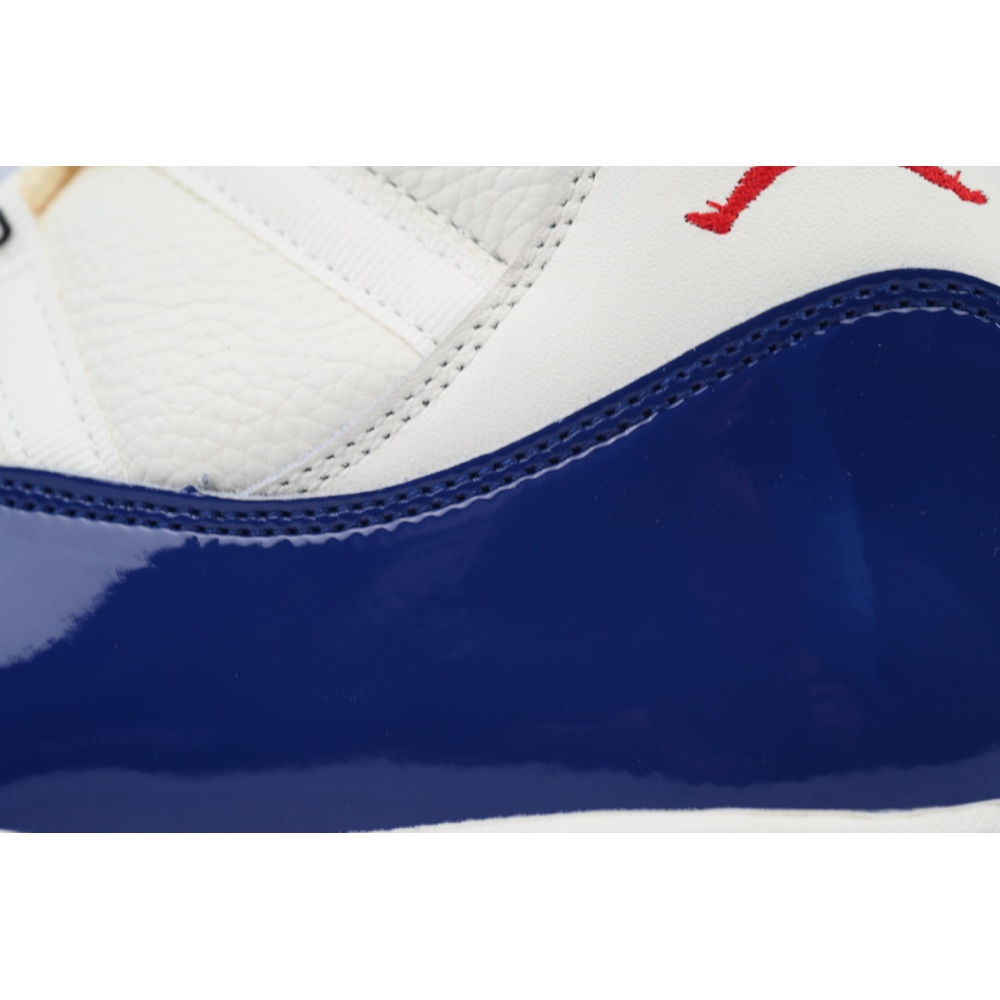 EM Sneakers Air Jordan 11 Retro Rare Air