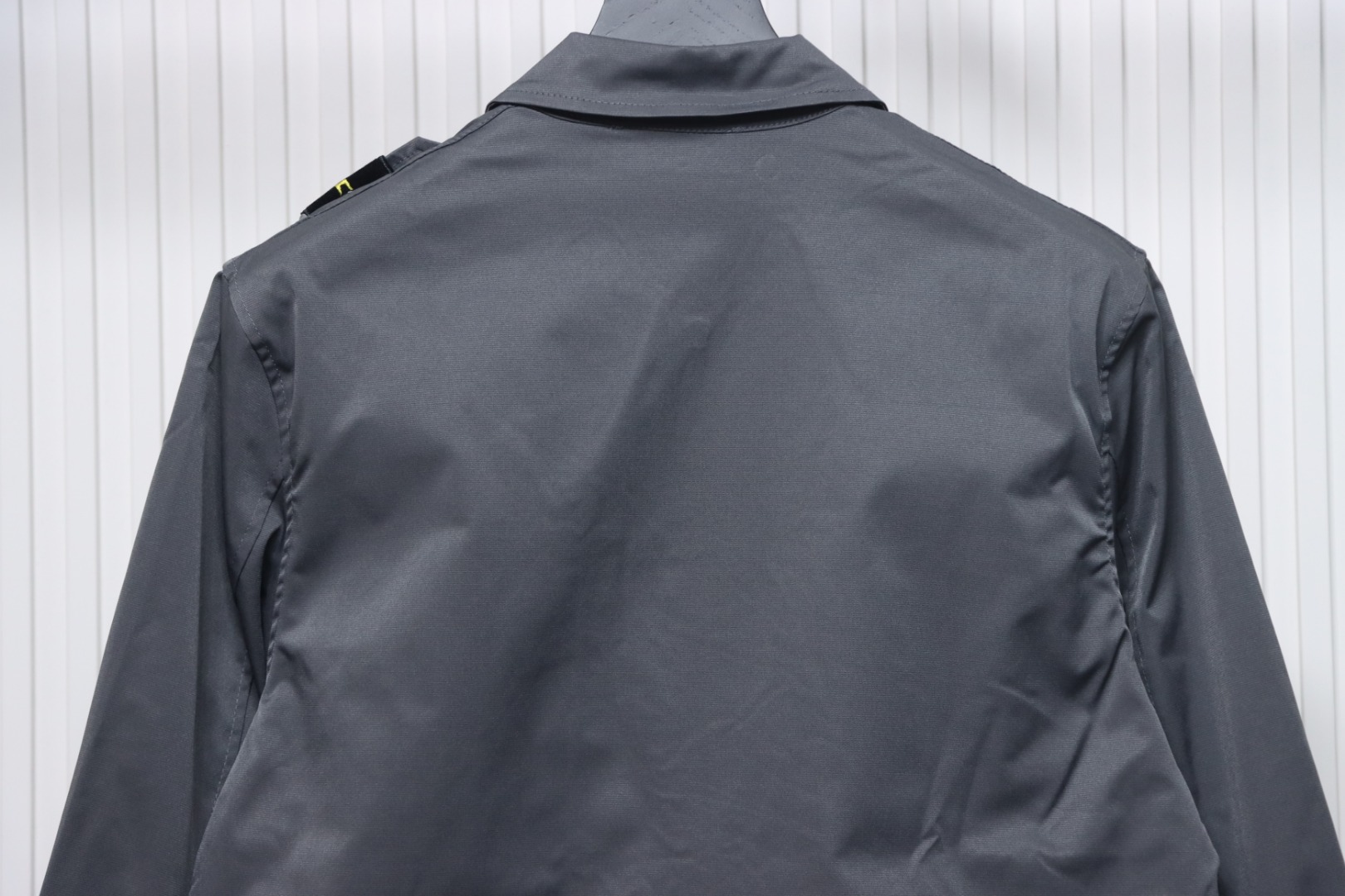 EM Sneakers Stone Island Shoulder Sleeve Badge Shirt Jacket Coat Dark Gray