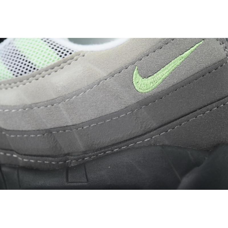 EM Sneakers Nike Air Max 95 OG Neon (2020)