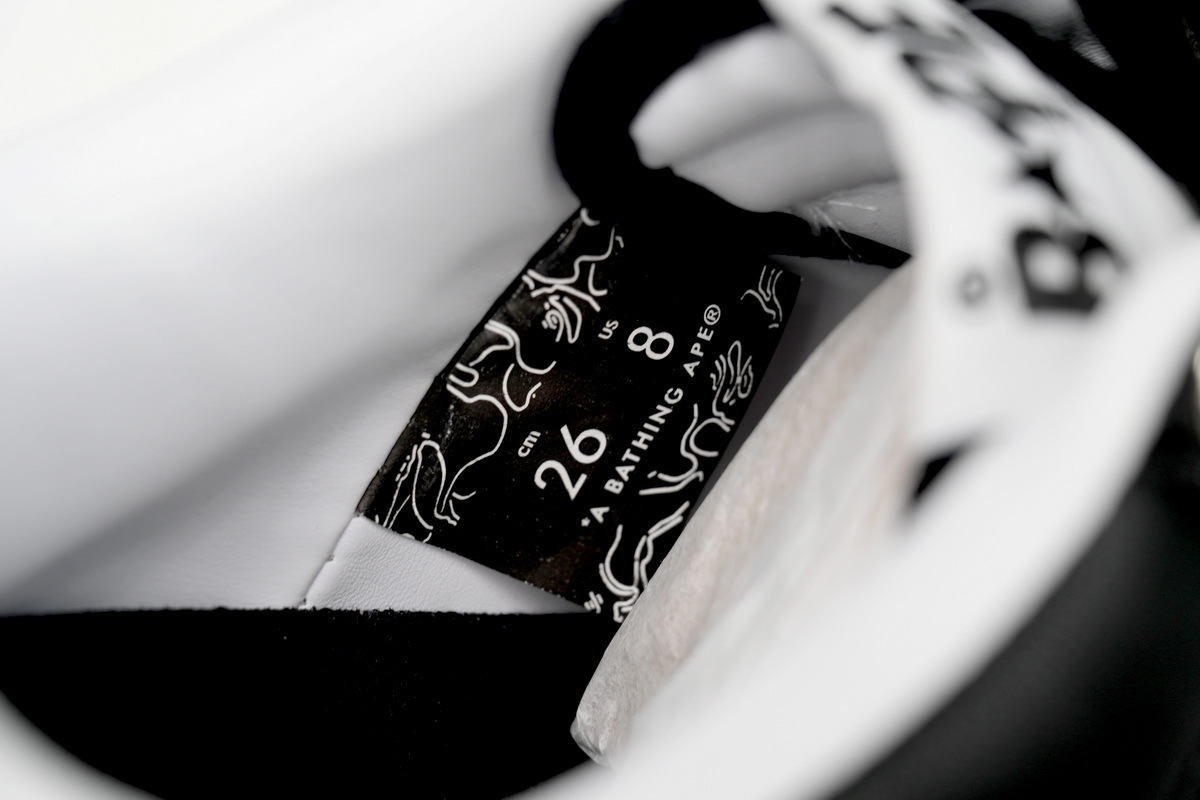 EM Sneakers A Bathing Ape Bape Sta Low Black And White Star