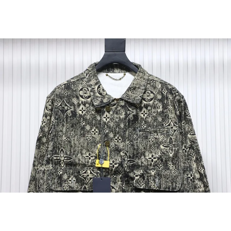 EM Sneakers Louis Vuitton LV Jacket Vntage Embossed Denim