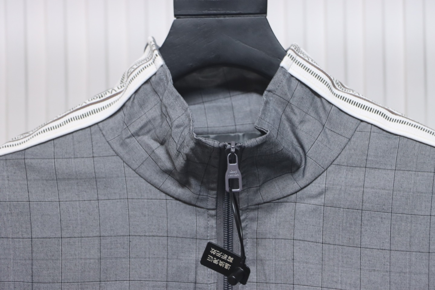 EM Sneakers Louis Vuitton LV Jacket Wool Check Web Belted Grey