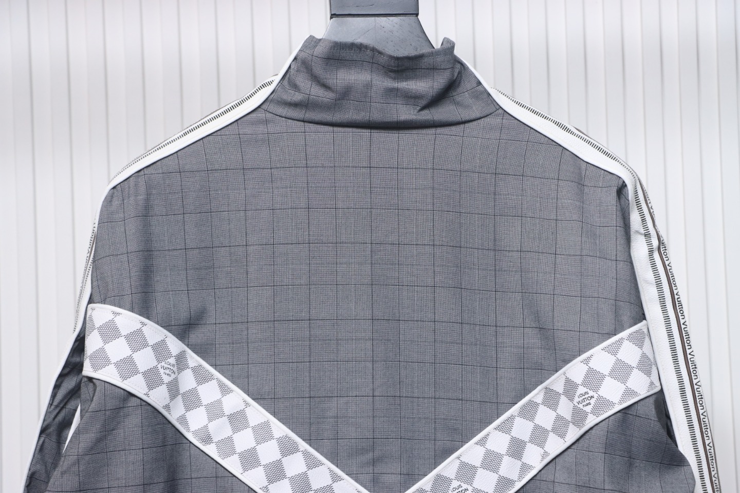 EM Sneakers Louis Vuitton LV Jacket Wool Check Web Belted Grey