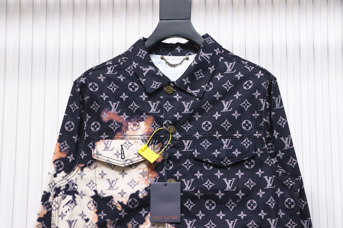 EM Sneakers Louis Vuitton LV Jacket Fire Cloud Mixed Dye Denim