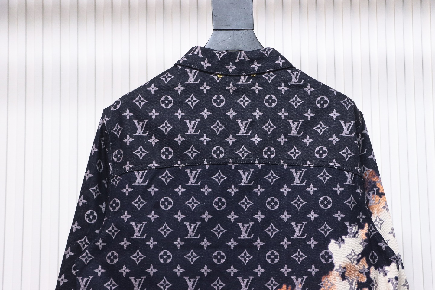 EM Sneakers Louis Vuitton LV Jacket Fire Cloud Mixed Dye Denim