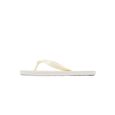 EM Sneakers Gucci Double G Logo Chevron Sandal Beige 02
