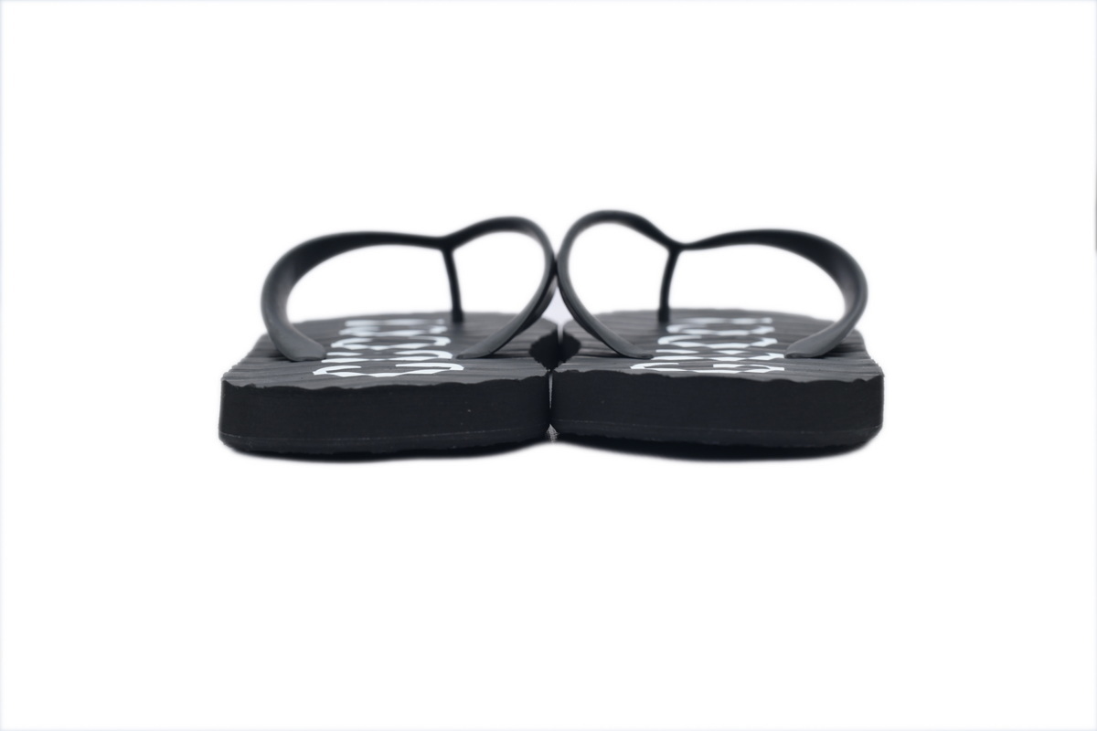 EM Sneakers Gucci Double G Logo Chevron Sandal Black