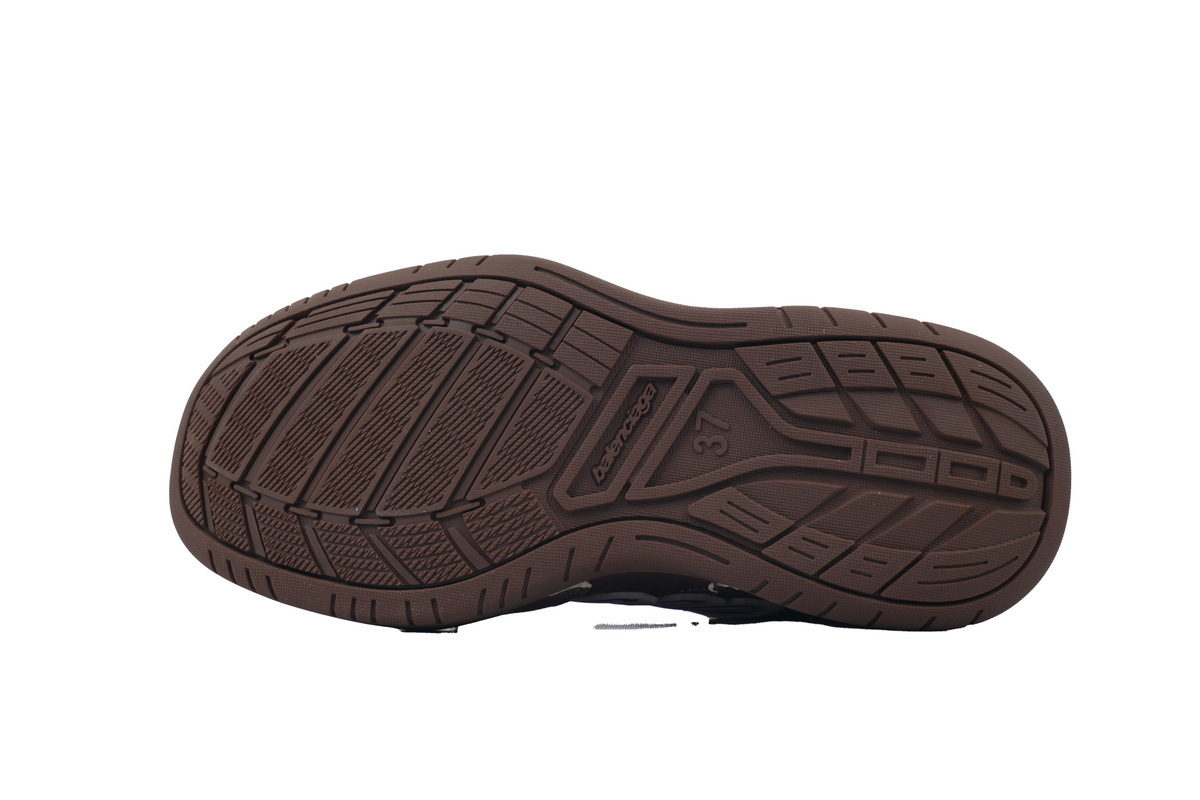 EM Sneakers Balenciaga Hamptons Worn-Out Sneaker Brown