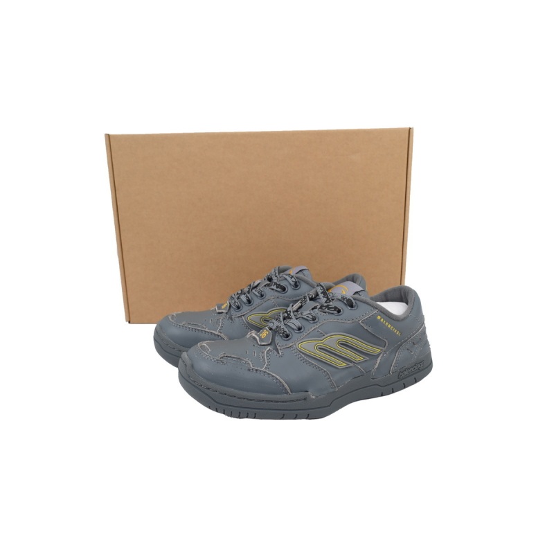 EM Sneakers Balenciaga Hamptons Worn-Out Sneaker Grey