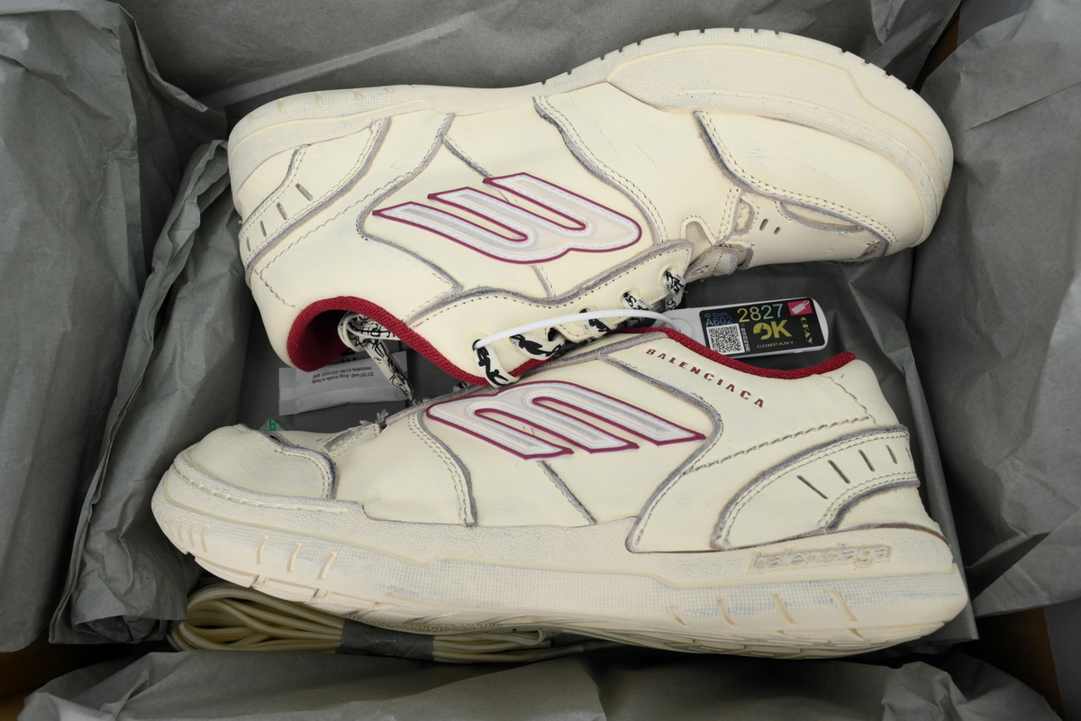 EM Sneakers Balenciaga Hamptons Worn-Out Sneaker Jordan