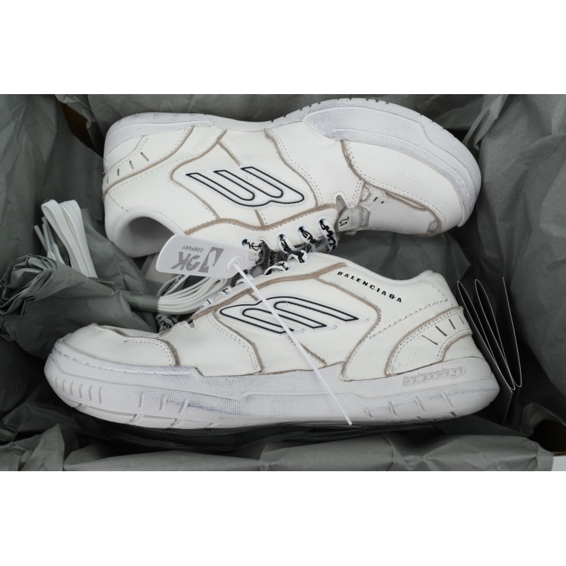 EM Sneakers Balenciaga Hamptons Worn-Out Sneaker White