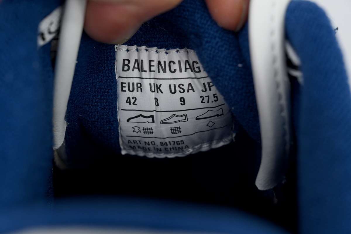 EM Sneakers Balenciaga Hamptons Worn-Out Sneaker White Blue