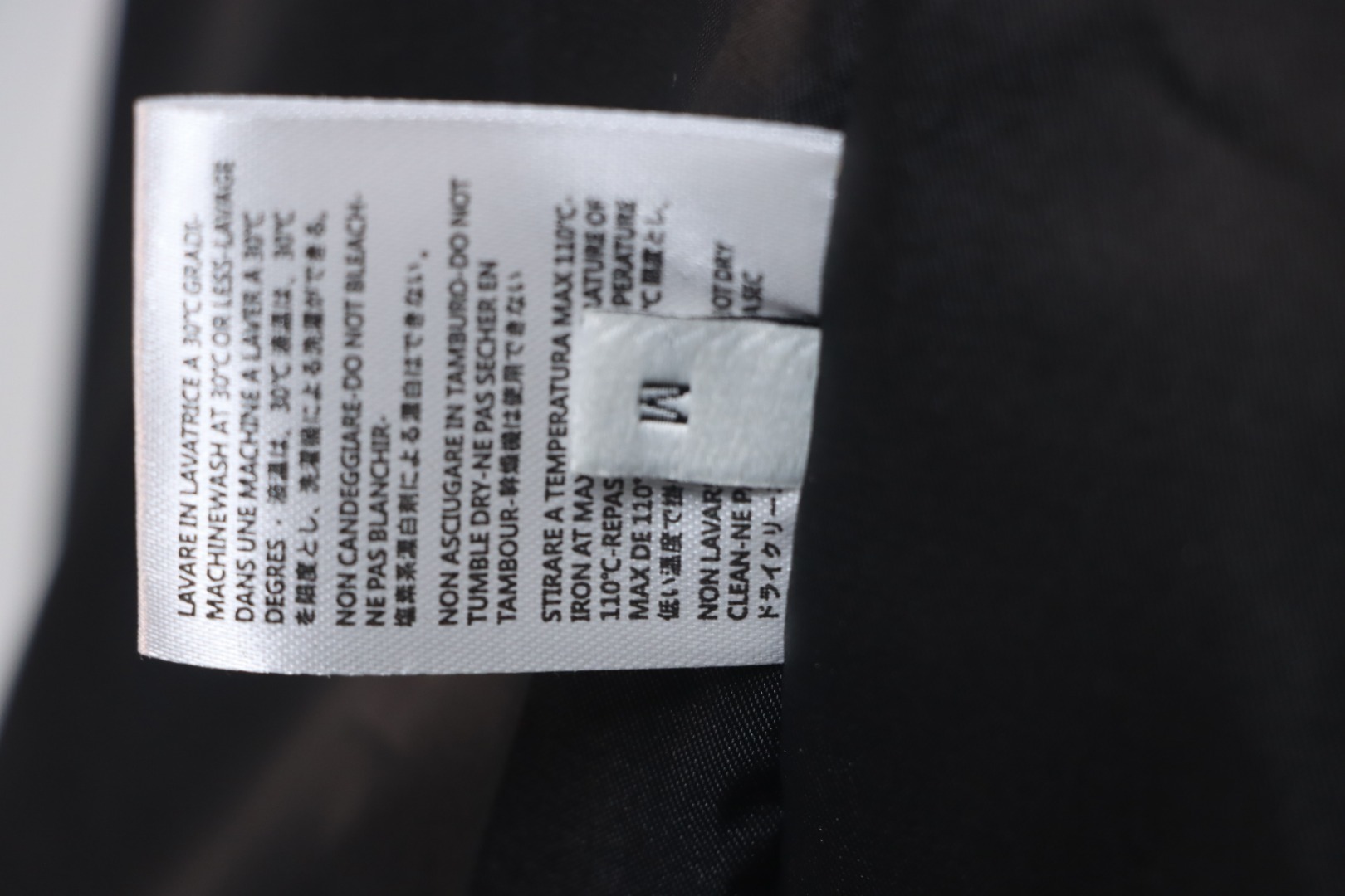 EM Sneakers Off-White Leather Sleeve Five-Pointed Star Baseball Jacket Black and White