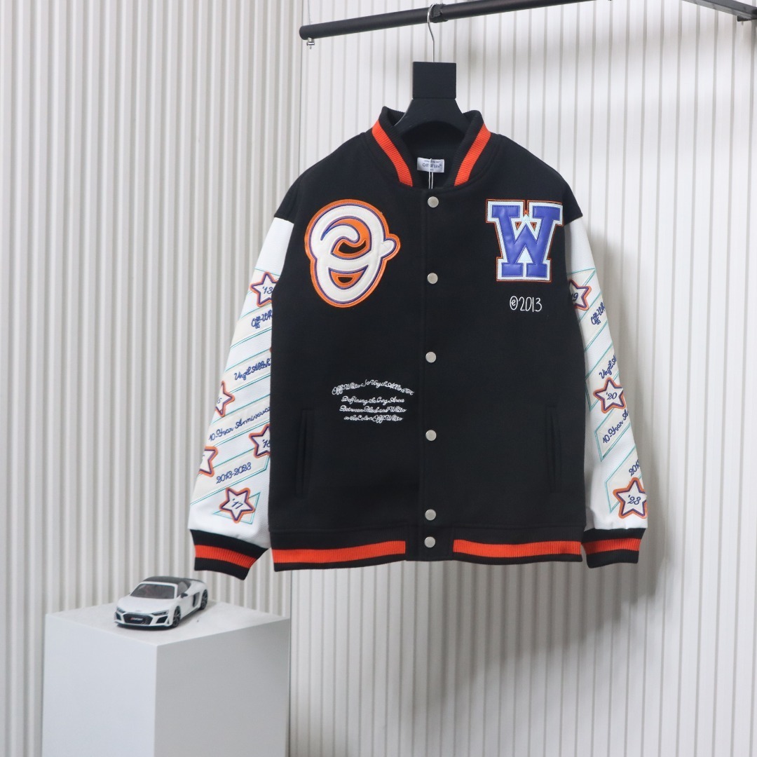 EM Sneakers Off-White Leather Sleeve Five-Pointed Star Baseball Jacket Black and White and Red