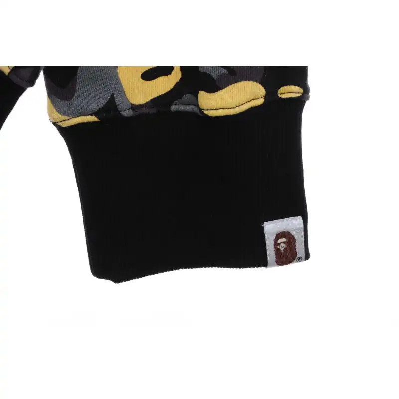 EM Sneakers BAPE Shark Black and Yellow Camouflage Zip-up Hoodie