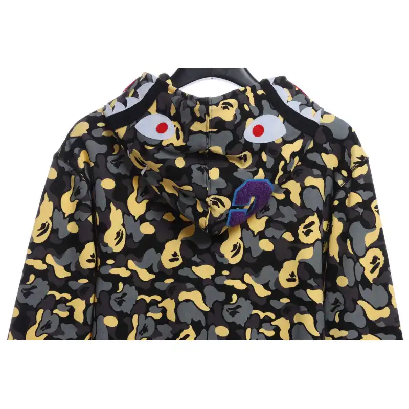 EM Sneakers BAPE Shark Black and Yellow Camouflage Zip-up Hoodie