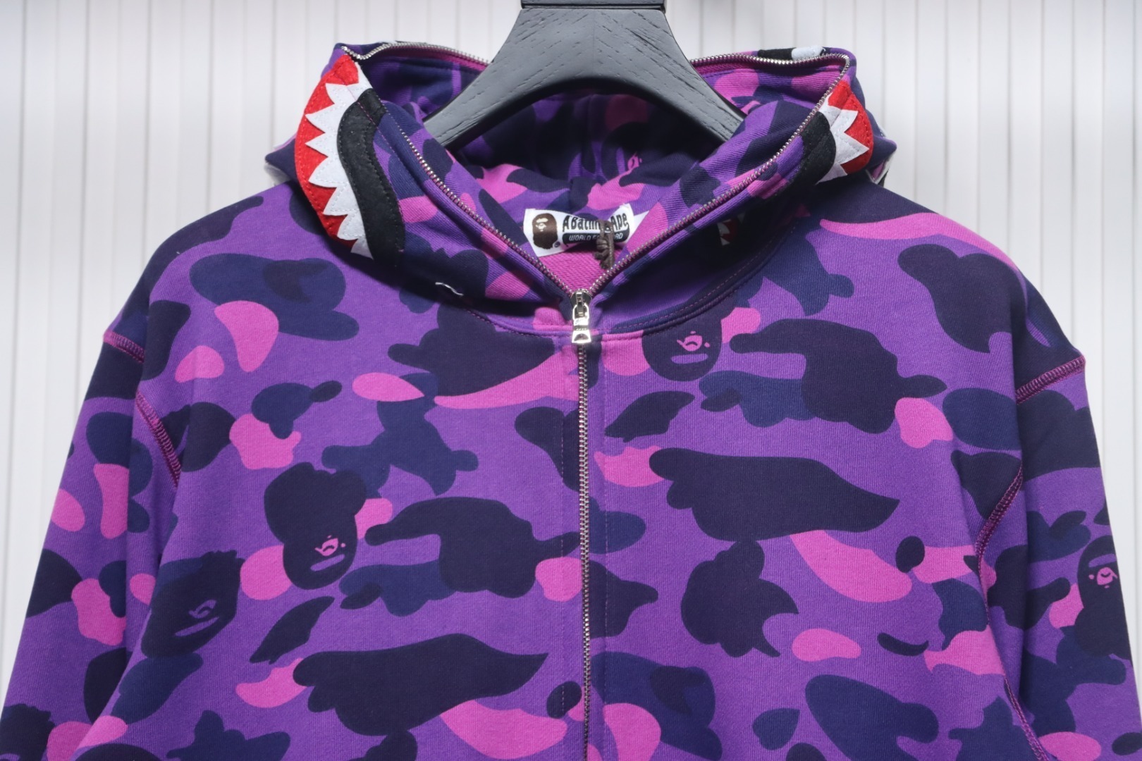 EM Sneakers BAPE Shark Head Tiger Head Zipper Camouflage Single Hooded Hoodie Purple