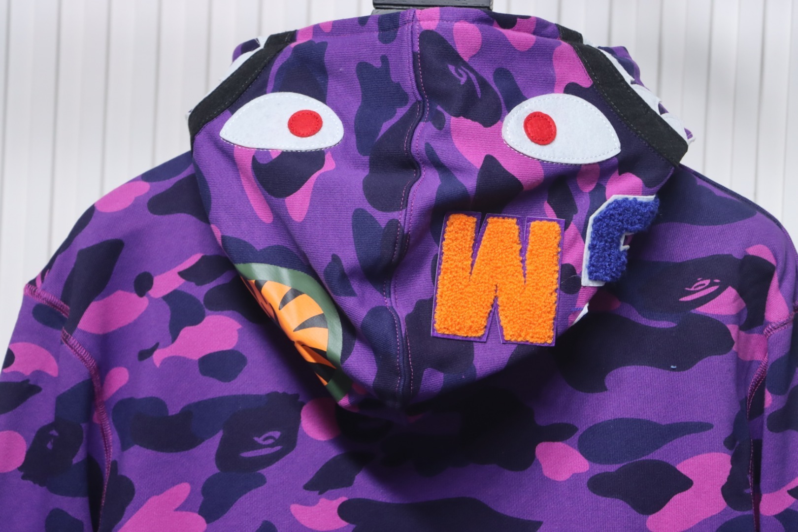EM Sneakers BAPE Shark Head Tiger Head Zipper Camouflage Single Hooded Hoodie Purple
