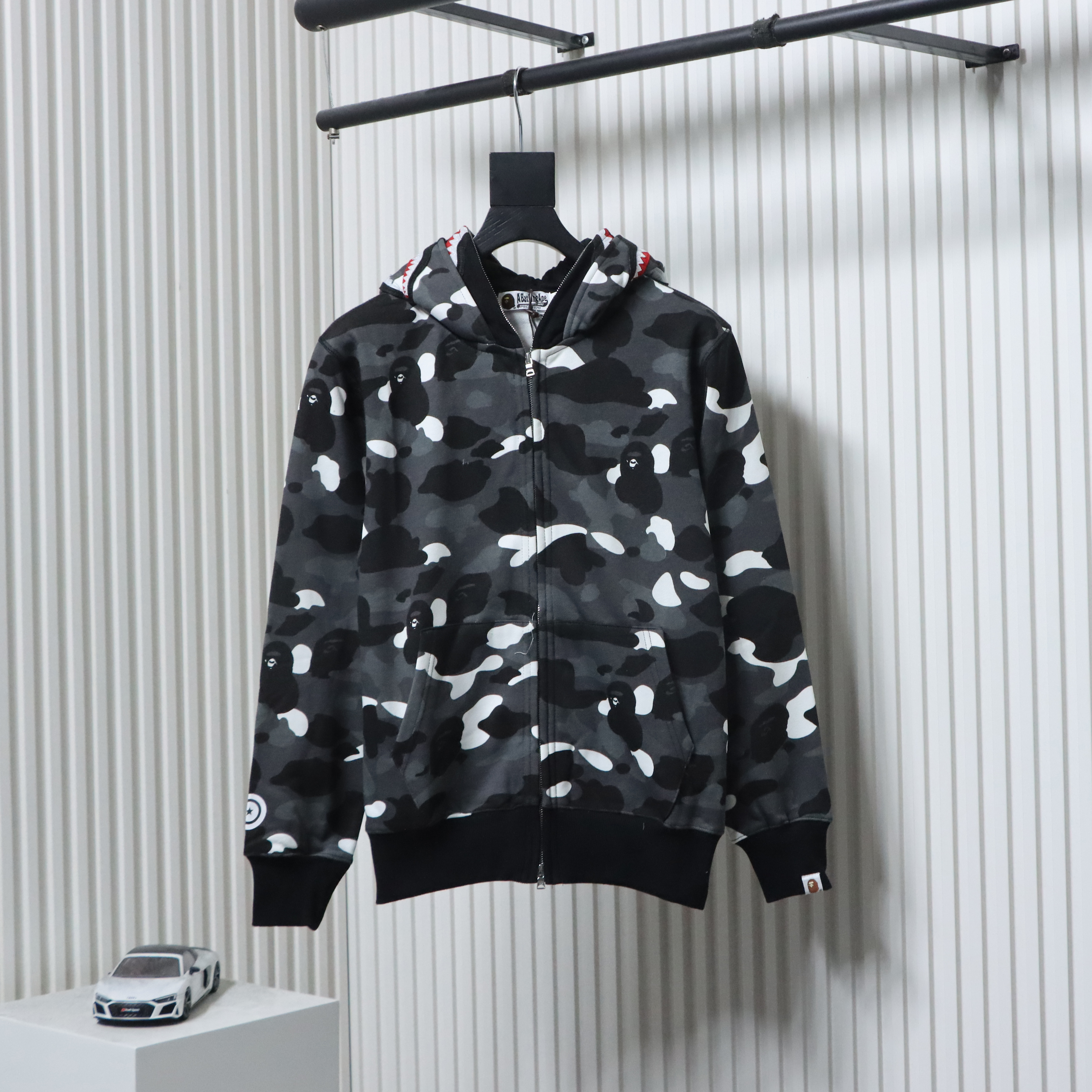 EM Sneakers BAPE Shark Head Tiger Head Zipper Luminous Camouflage Double Hooded Hoodie Dark Gray