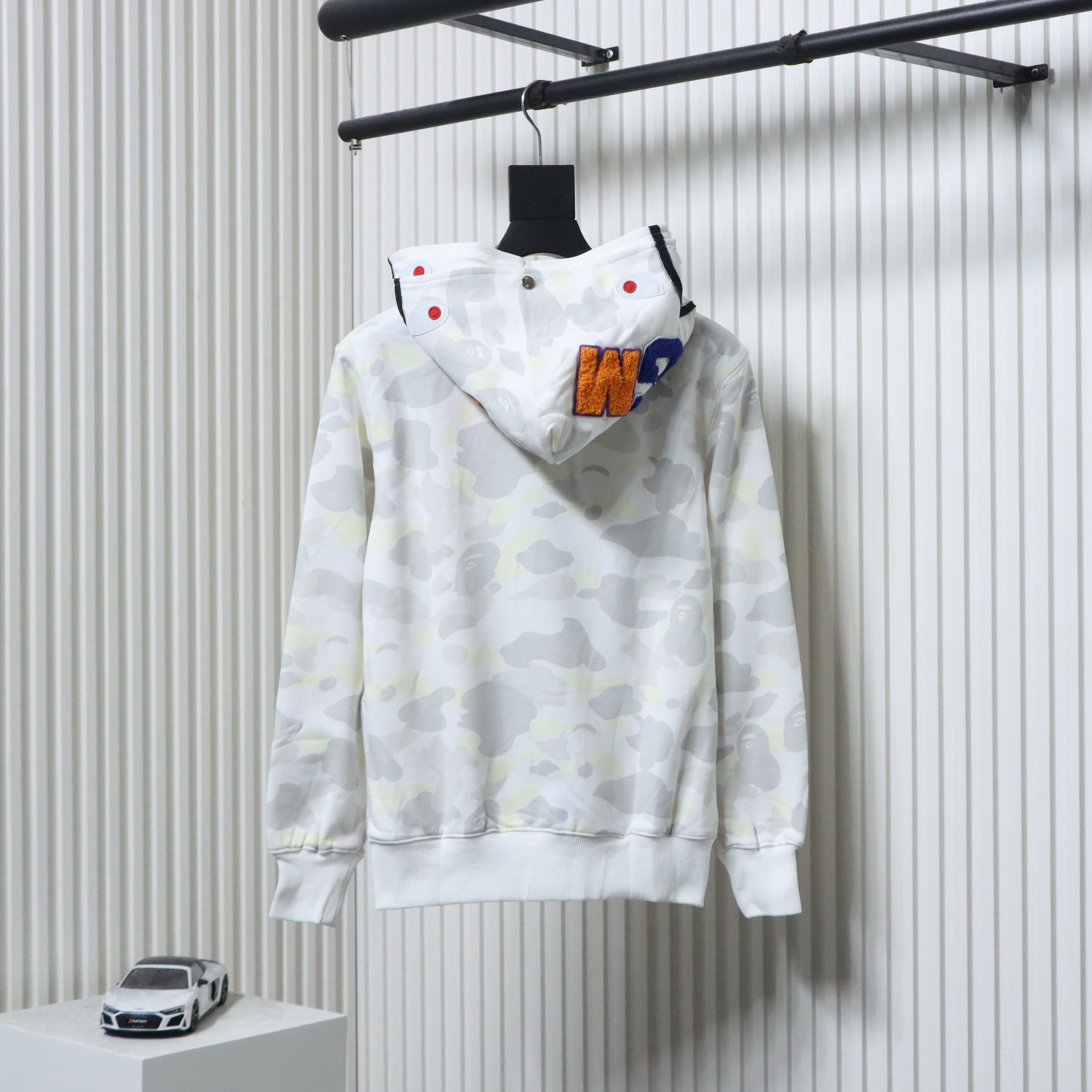 EM Sneakers BAPE Shark Head Tiger Head Zipper Luminous Camouflage Double Hooded Hoodie White Gray