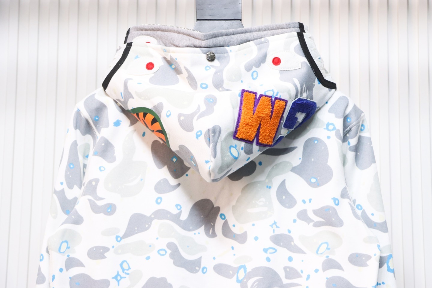 EM Sneakers BAPE Shark Head Tiger Head Zipper Starry Sky Camouflage Double Hooded Hoodie Gray and White