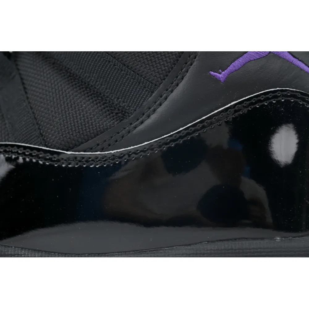 EM Sneakers Air Jordan 11 Retro Clown