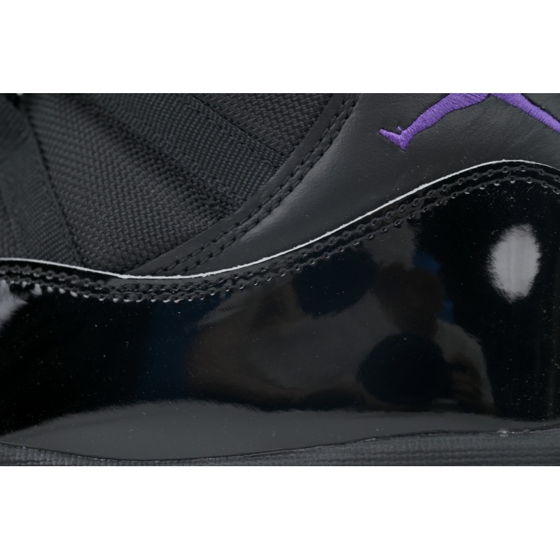 EM Sneakers Air Jordan 11 Retro Clown