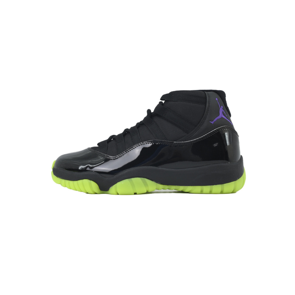 EM Sneakers Air Jordan 11 Retro Clown