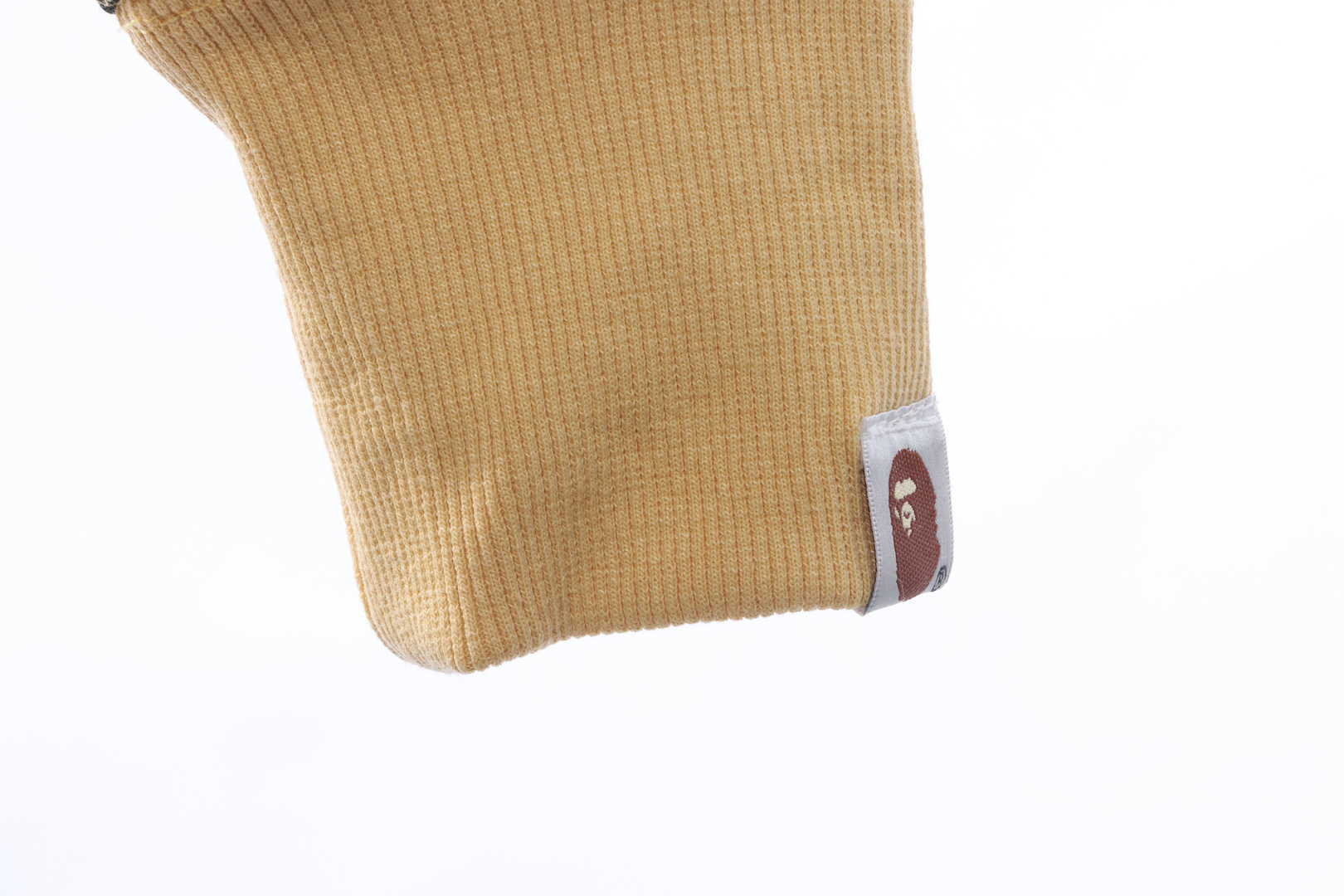 EM Sneakers BAPE Hell Kitty Camouflage Zip-Up Hoodie Yellow