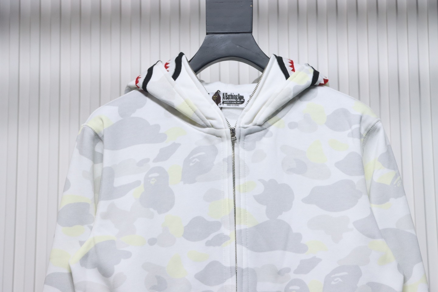 EM Sneakers BAPE Shark Head Tiger Head Zipper Luminous Camouflage Double Hooded Hoodie Gray and White