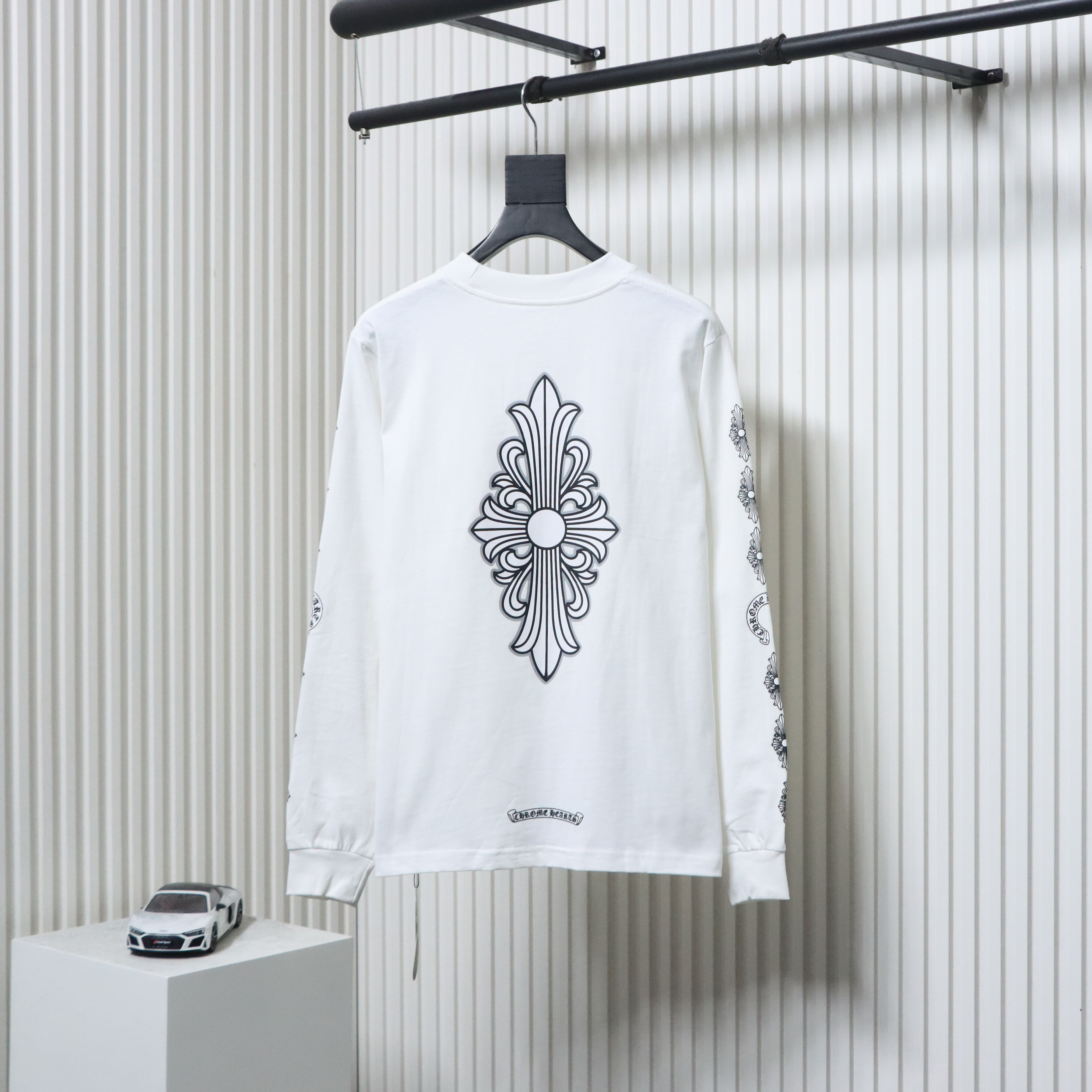 EM Sneakers Chrome Hearts CH 25ss Back Cross Round Neck Long Sleeve White