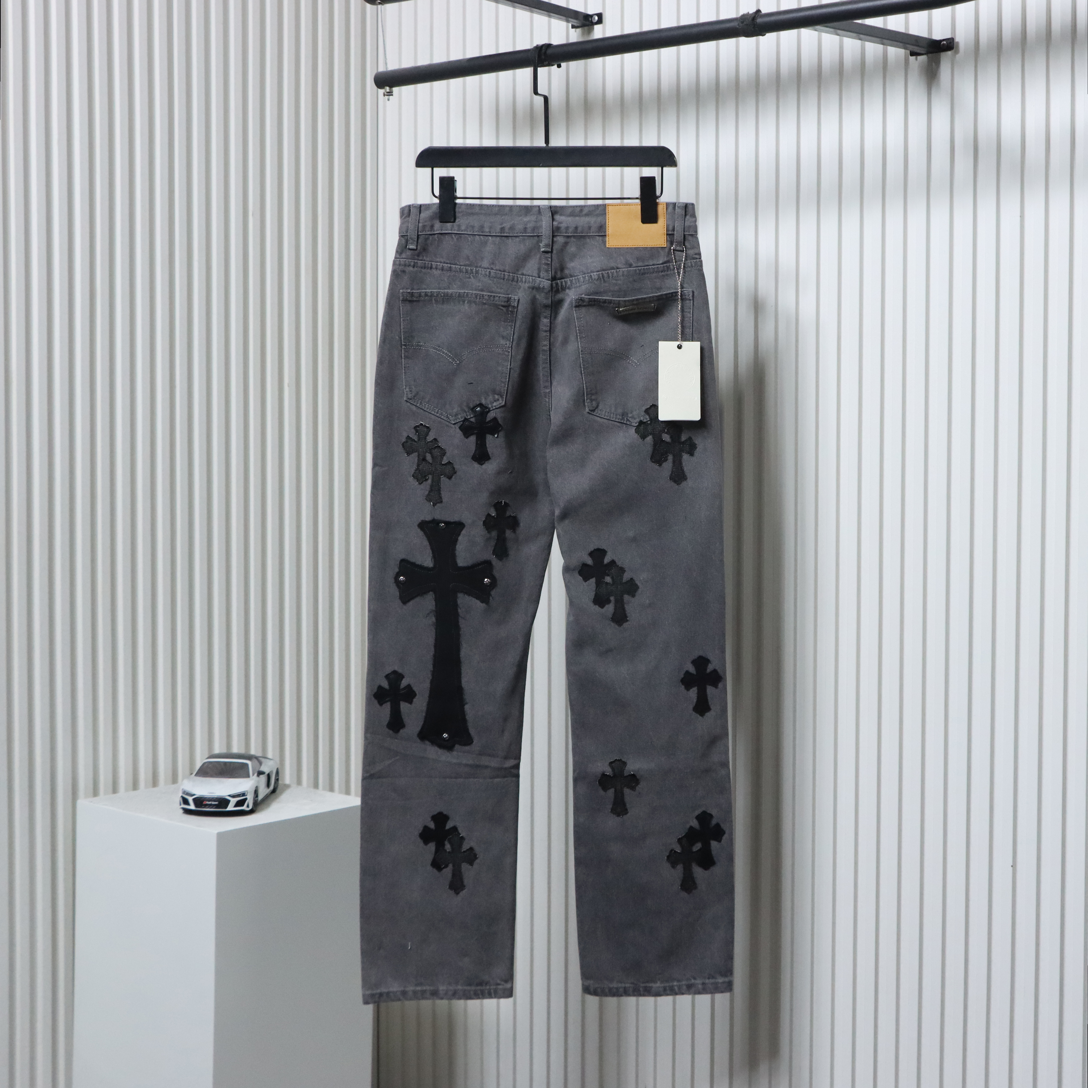 EM Sneakers Chrome Hearts Ox King City Limited Edition Cross Metallic Leather Jeans Dark Gray