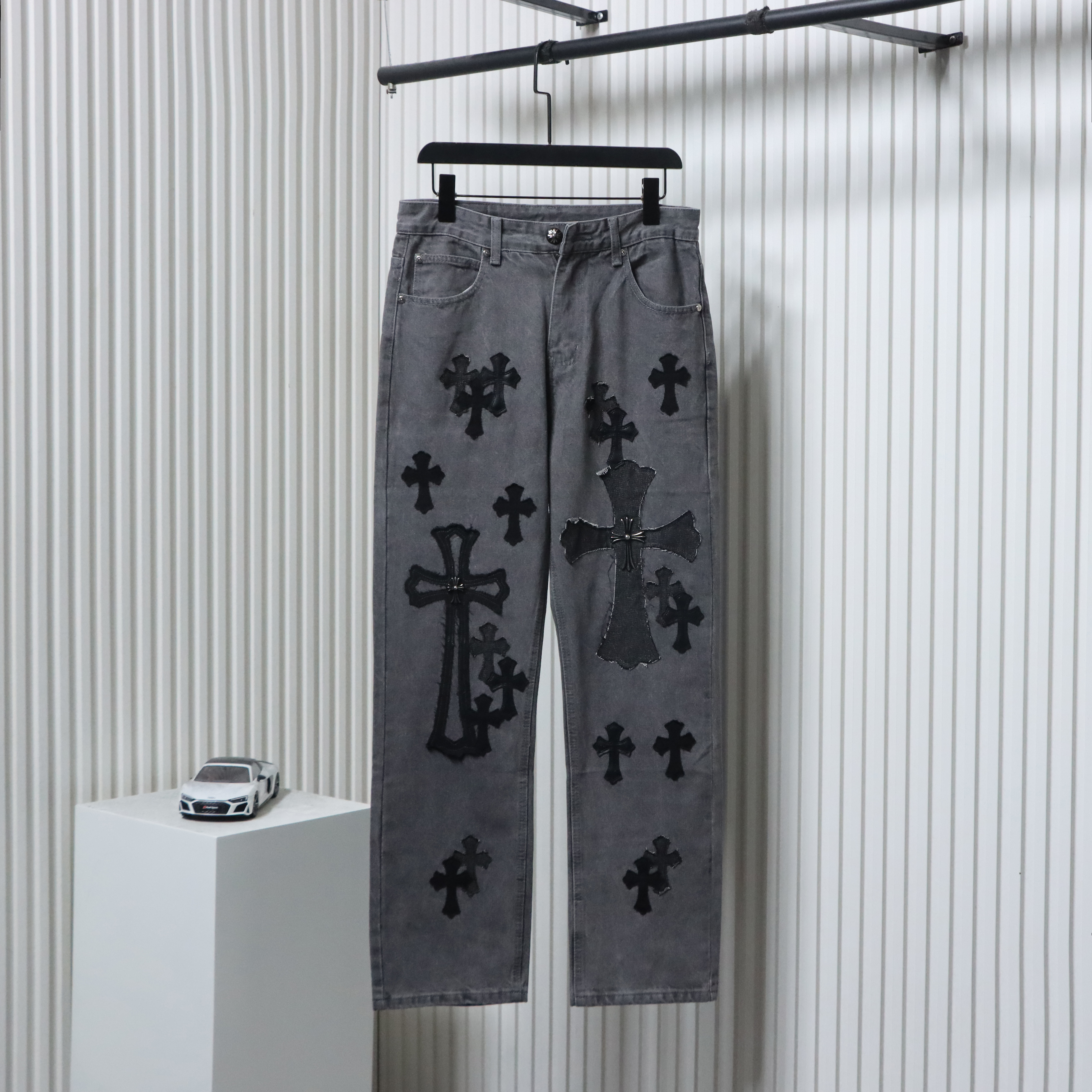 EM Sneakers Chrome Hearts Ox King City Limited Edition Cross Metallic Leather Jeans Dark Gray