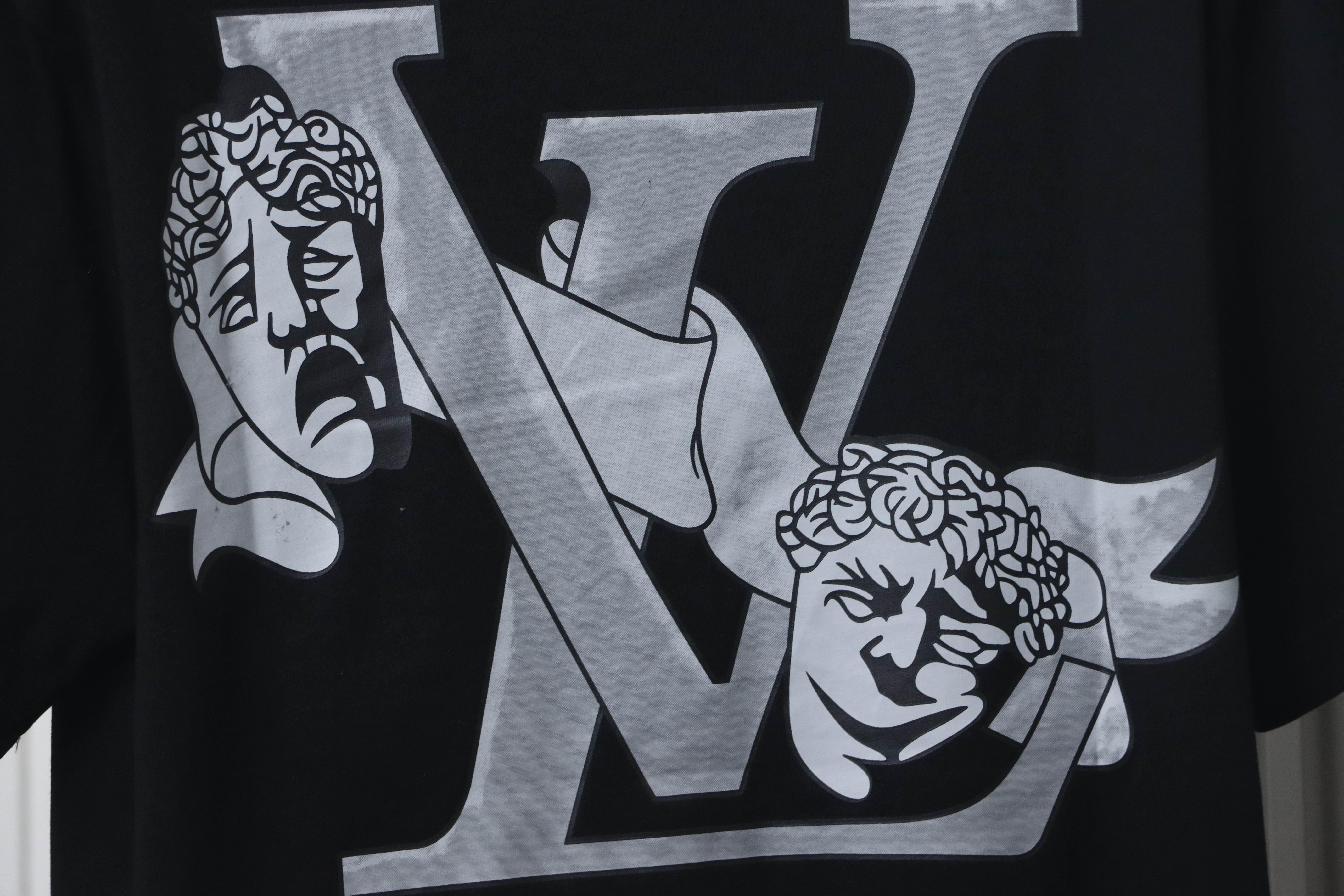 EM Sneakers Louis Vuitton 24ss Clown Print T-shirt Black