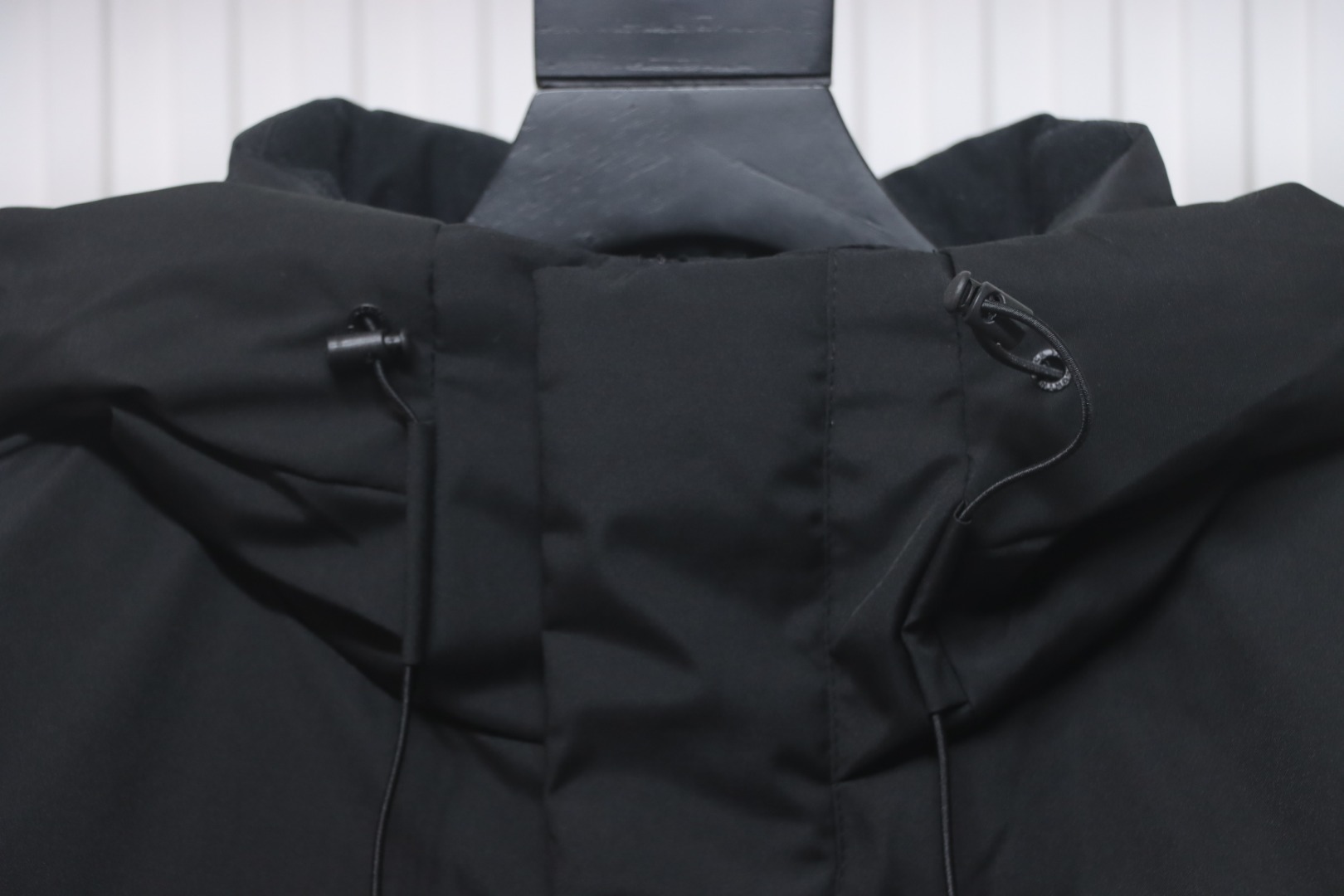 EM Sneakers The North Face POLAR Waterproof and Windproof Workwear Multi-pocket Drawstring Hooded Down Jacket Black