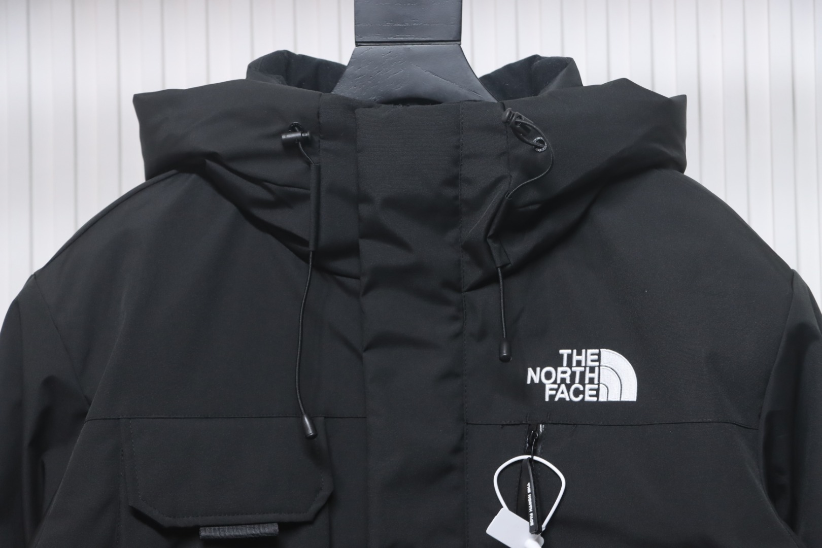 EM Sneakers The North Face POLAR Waterproof and Windproof Workwear Multi-pocket Drawstring Hooded Down Jacket Black